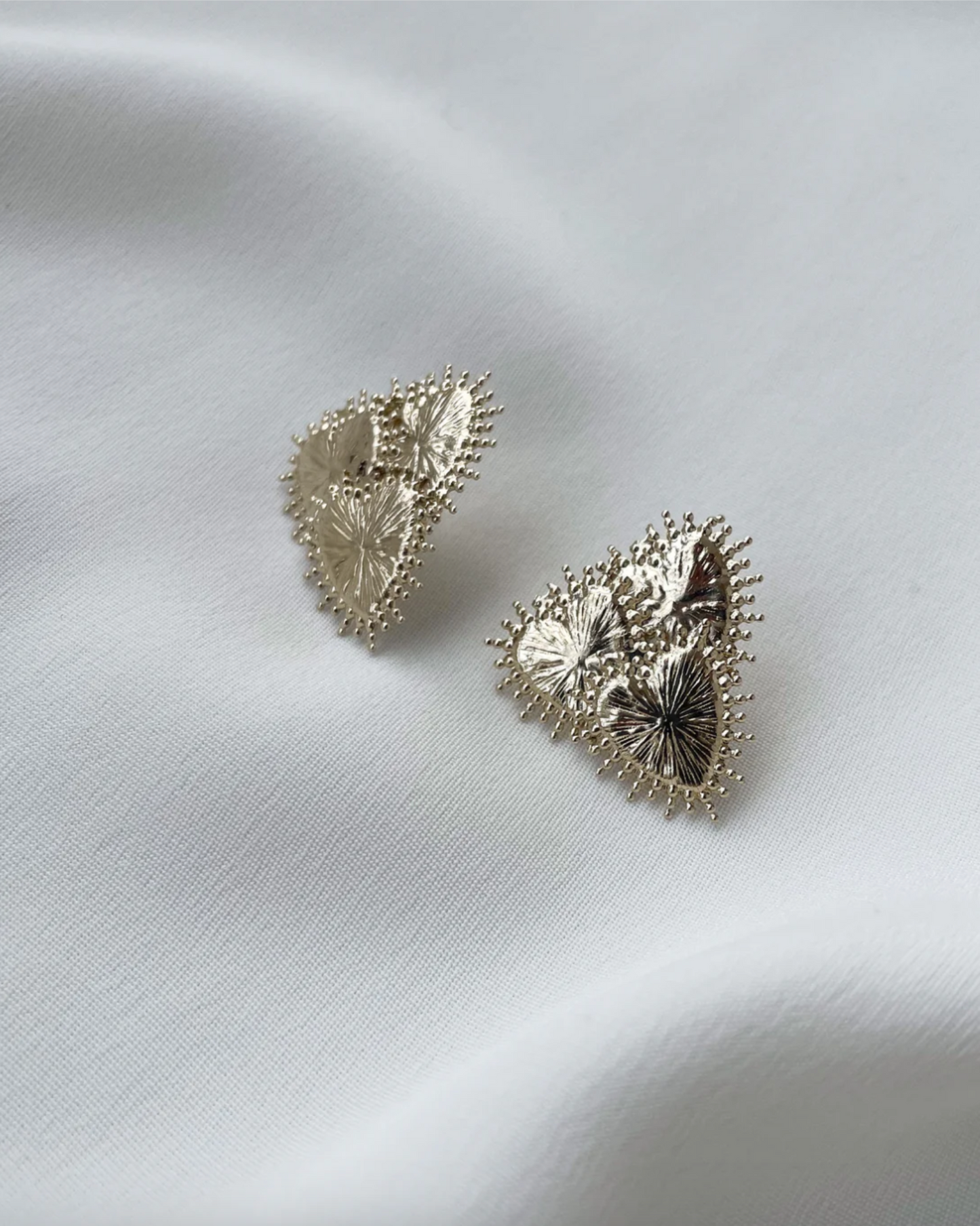 Capucine heart earrings